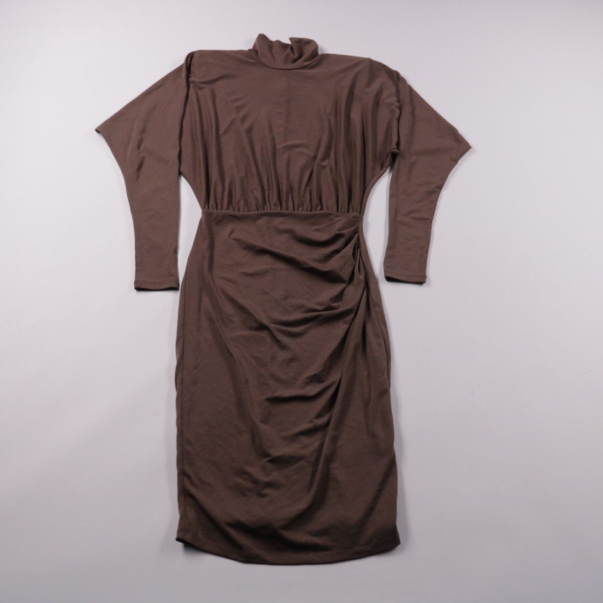 платье не указано