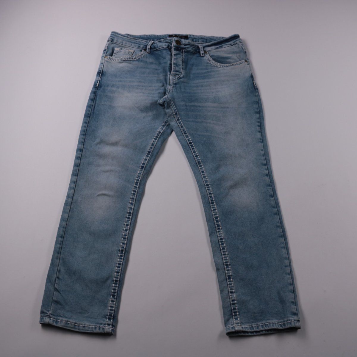 джинсы Zara