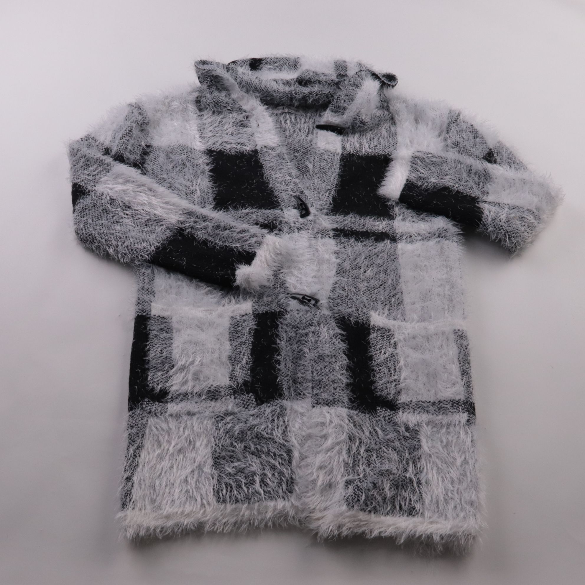 кардиган Red Queen