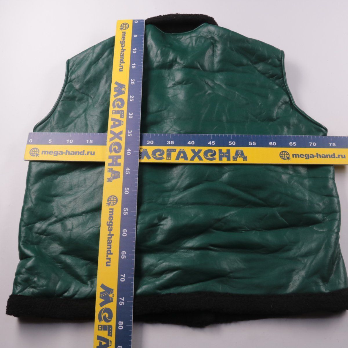 жилет PrettyLittleThing