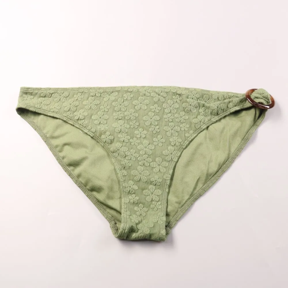 трусы не указано