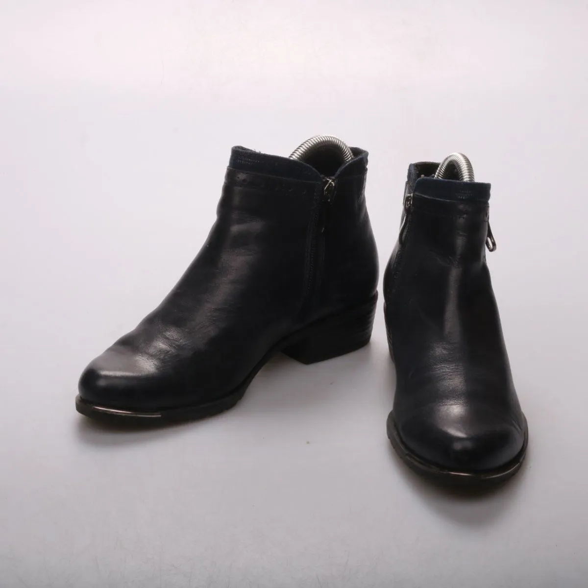 ботильоны Caprice