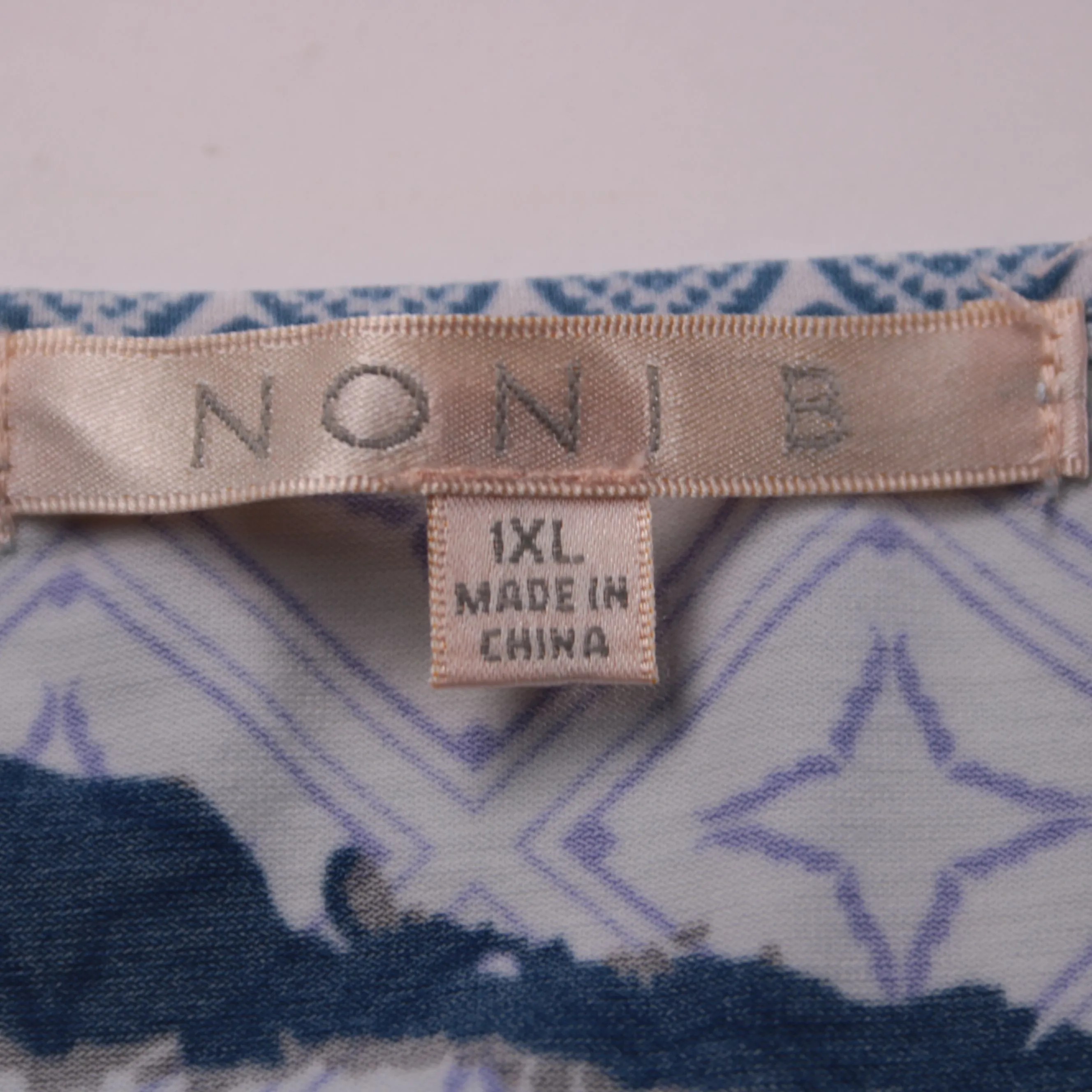 футболка Noni B