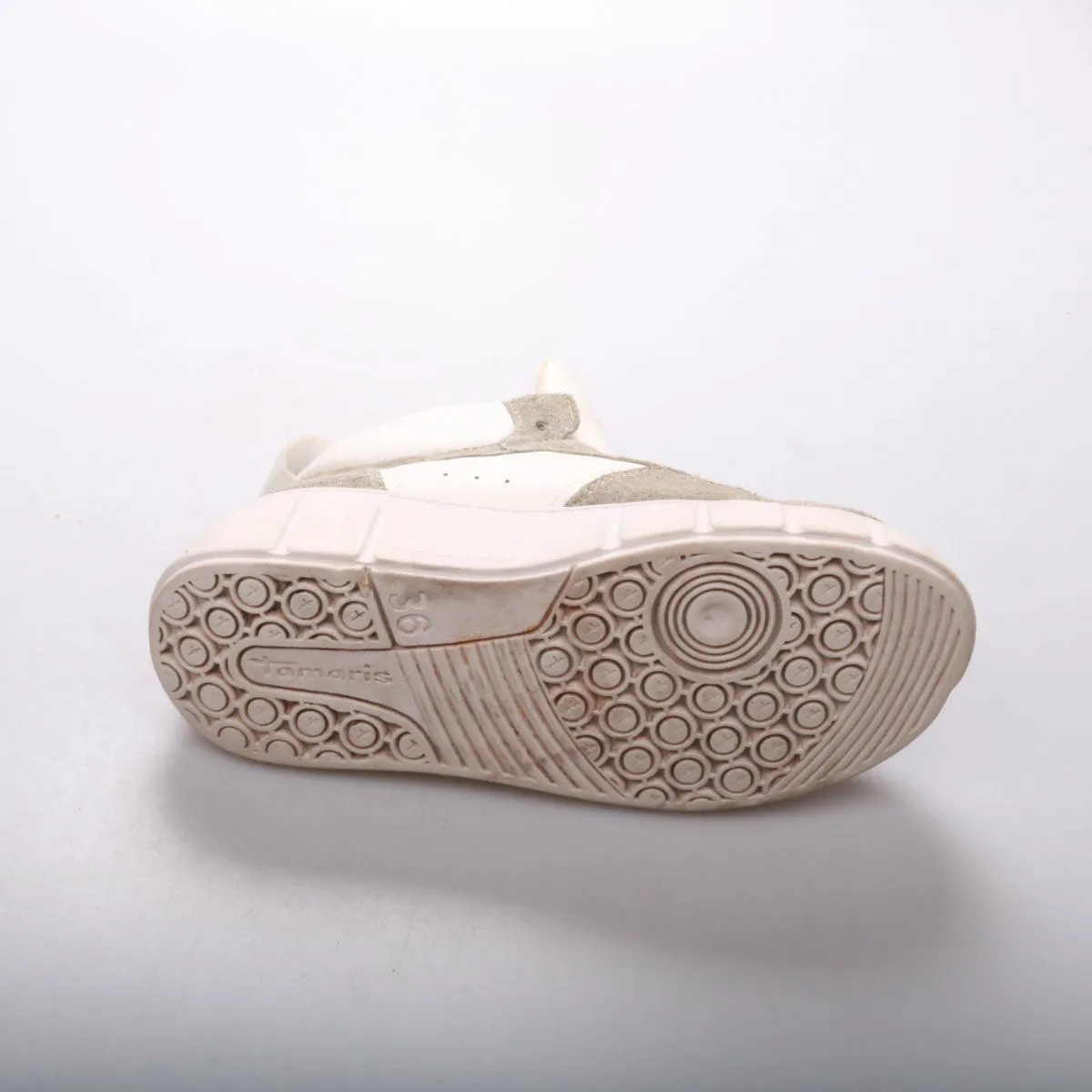 кроссовки Tamaris